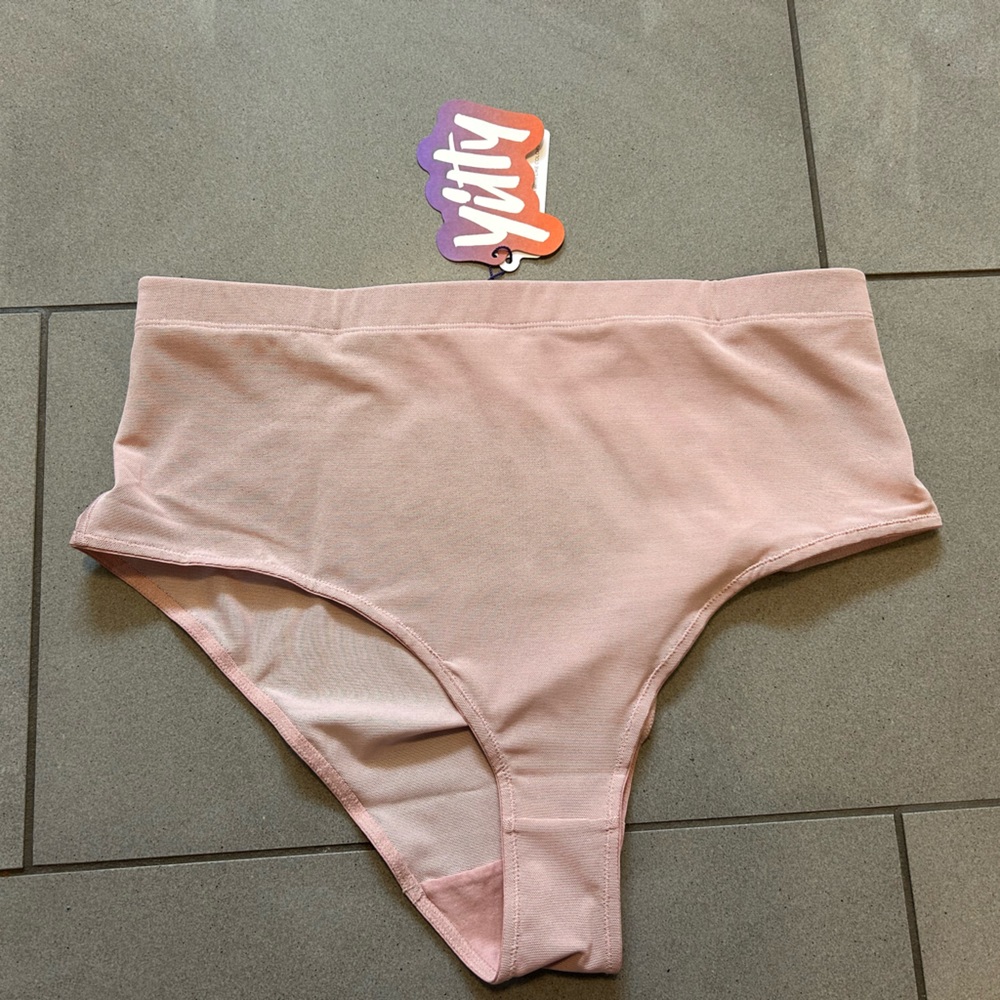Women’s Yitty Shapewear Underwear - Size 1x - NWT